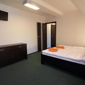 Pokój rodzinny z łóżkiem king-size